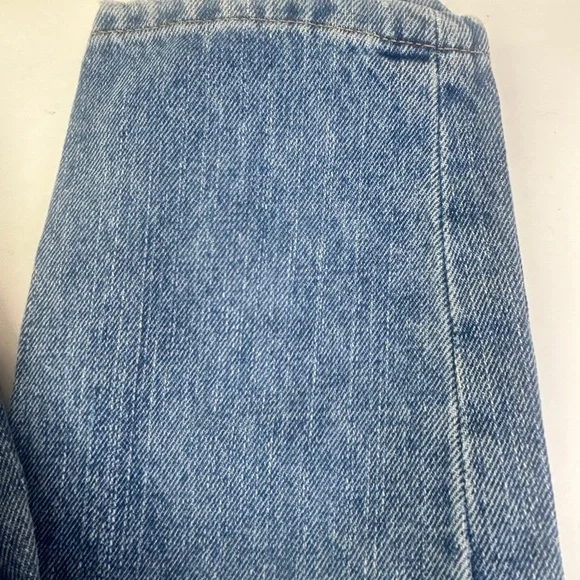 NEW BDG Slim BF Boy Friend Medium Wash Denim Jean Size 26 W Blue Low Rise - Picture 4 of 11